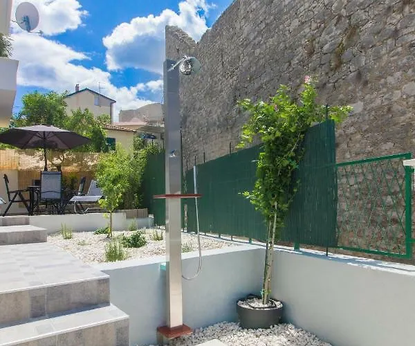 아파트 Bedem 시베니크